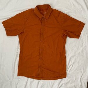 Men’s Medium Arc’teryx Orange Short Sleeve Polo